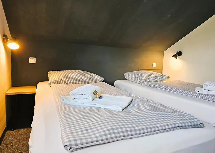 Arrivel - Bisher Novitel Guest house Pliening