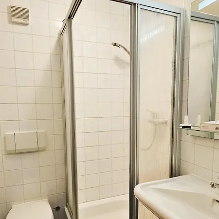 Pensionat Arrivel - Bisher Novitel 3*