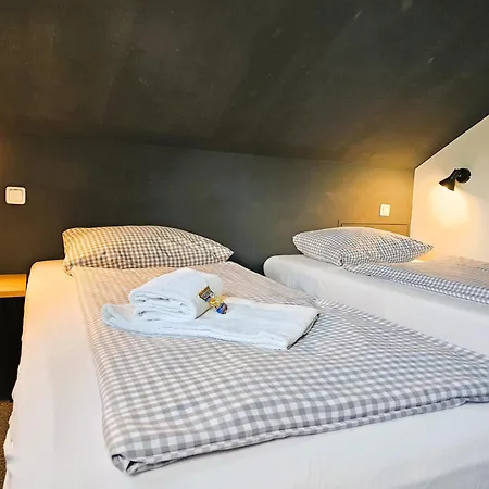 Arrivel - Bisher Novitel Maison d'hôtes Pliening